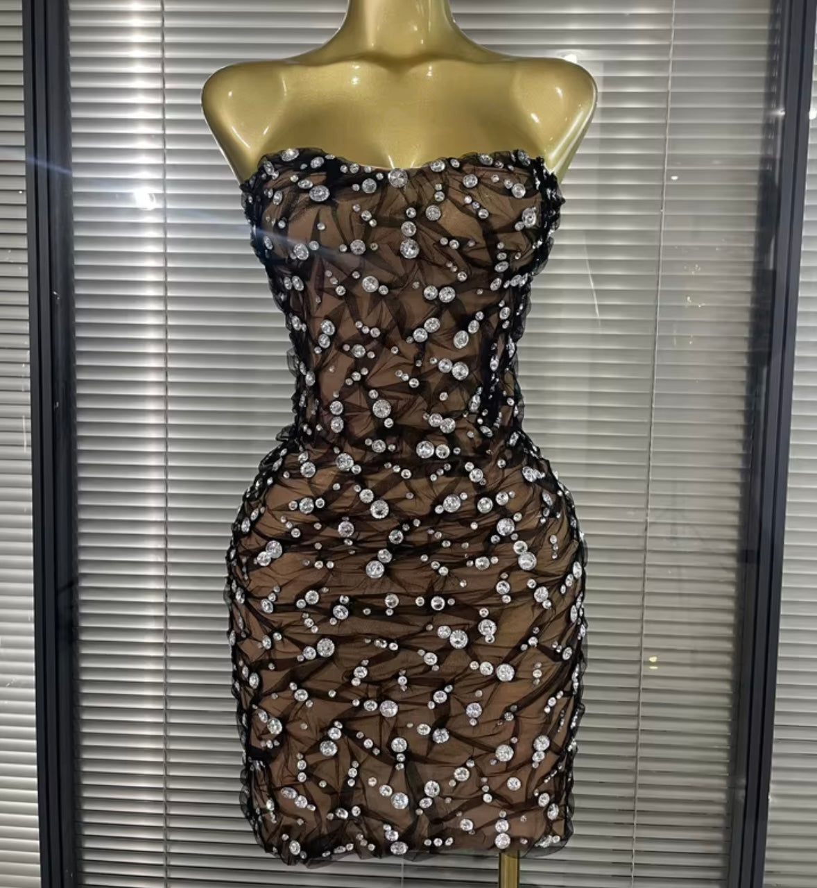 Sexy Strapless Rhinestone Embellishment Dress
