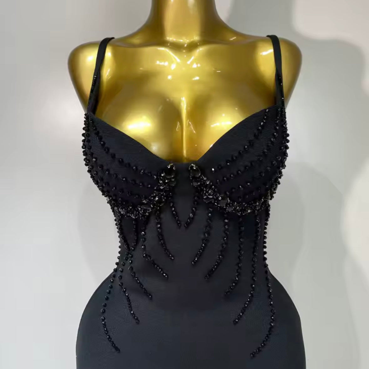 Sexy Sleeveless Rhinestone Embellishment Bandaged Dress