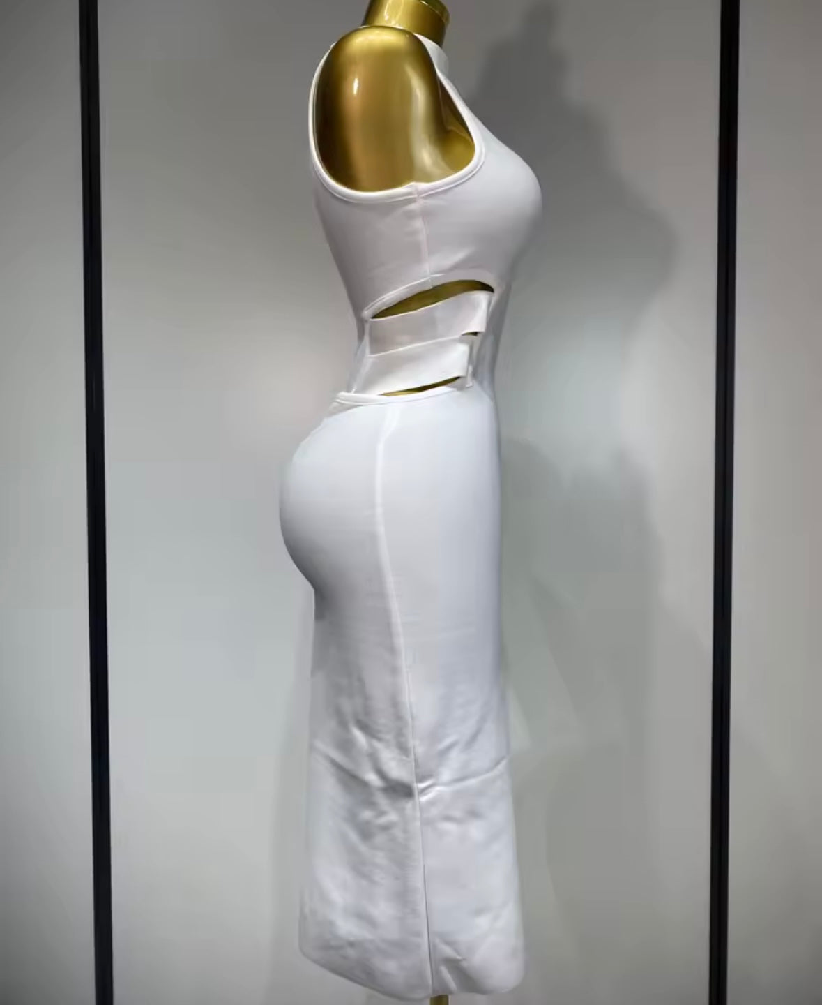 Sleeveless White Hollow Out Sexy Midi-Length Dress
