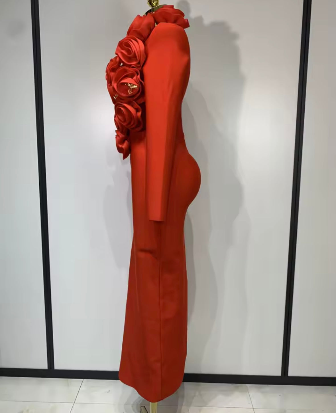 Elegant Floral Embellishment Full Sleeve Maxi Dress