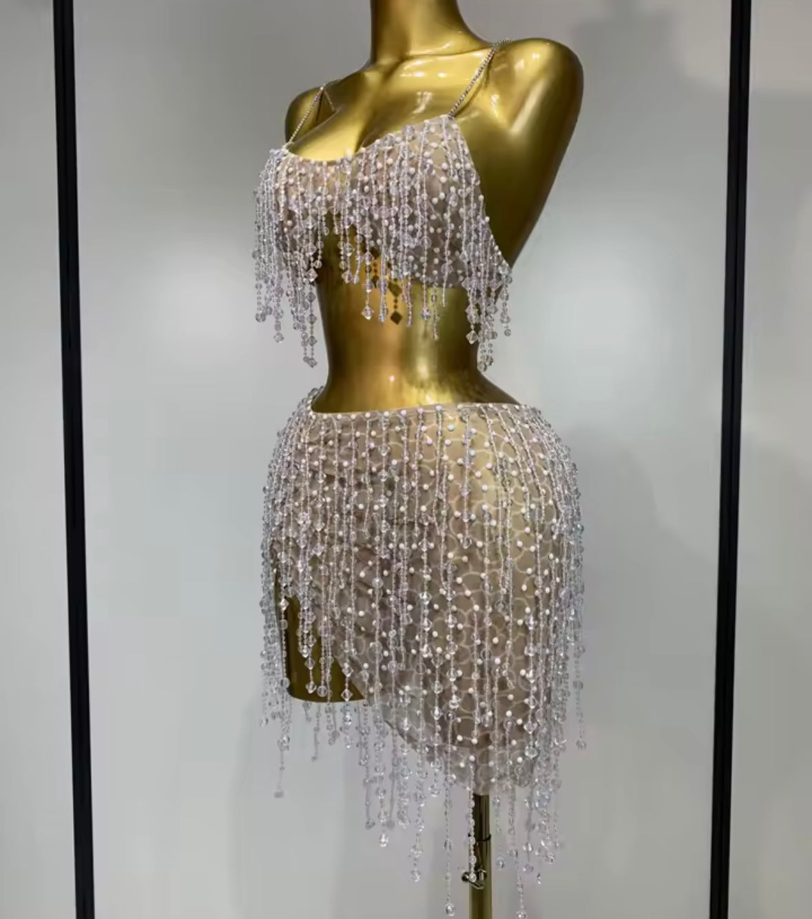Sexy Sleeveless Pearl Beaded Tassel Skirt Set