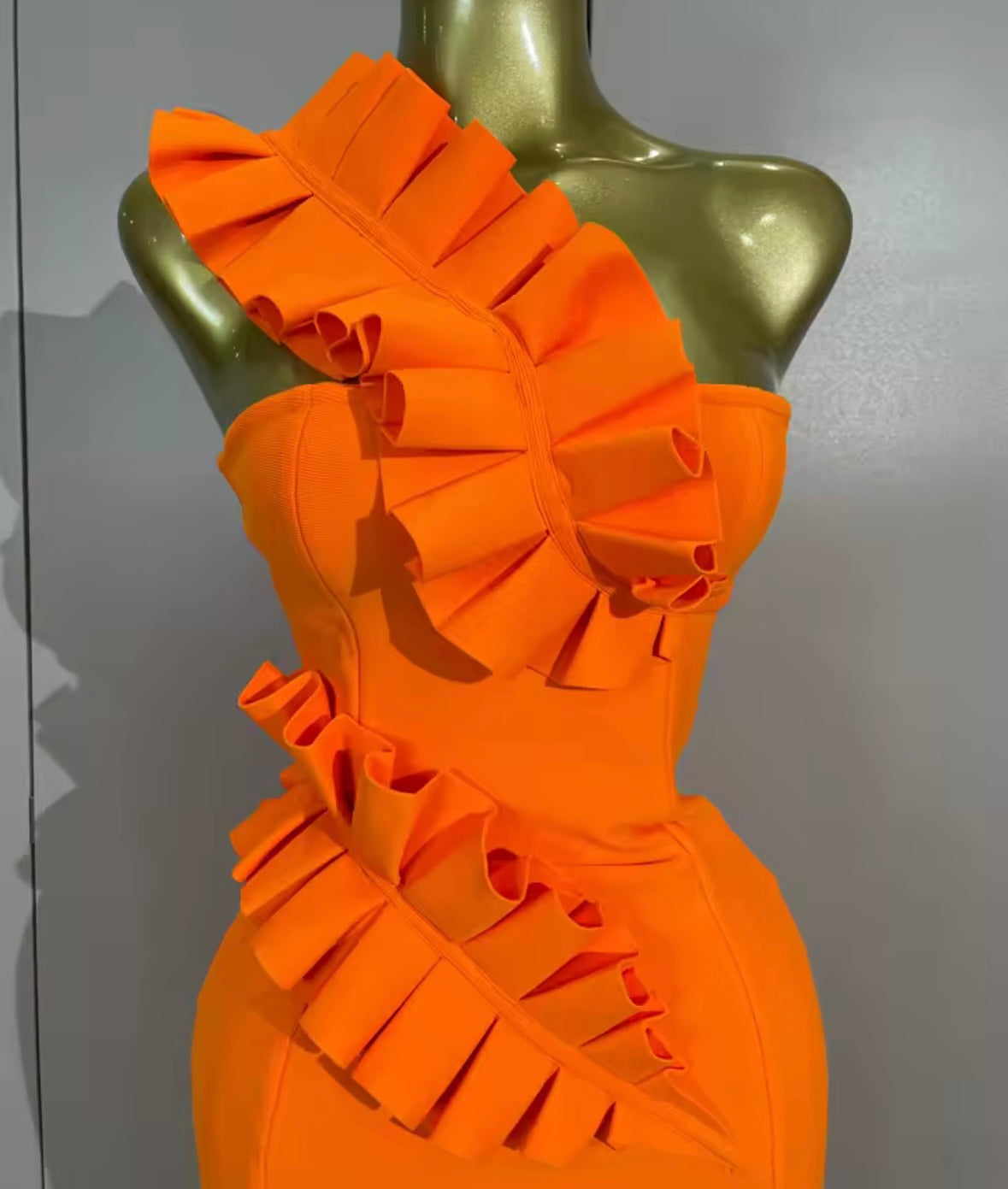 Elegant Ruffled One Shoulder Side Split Dress