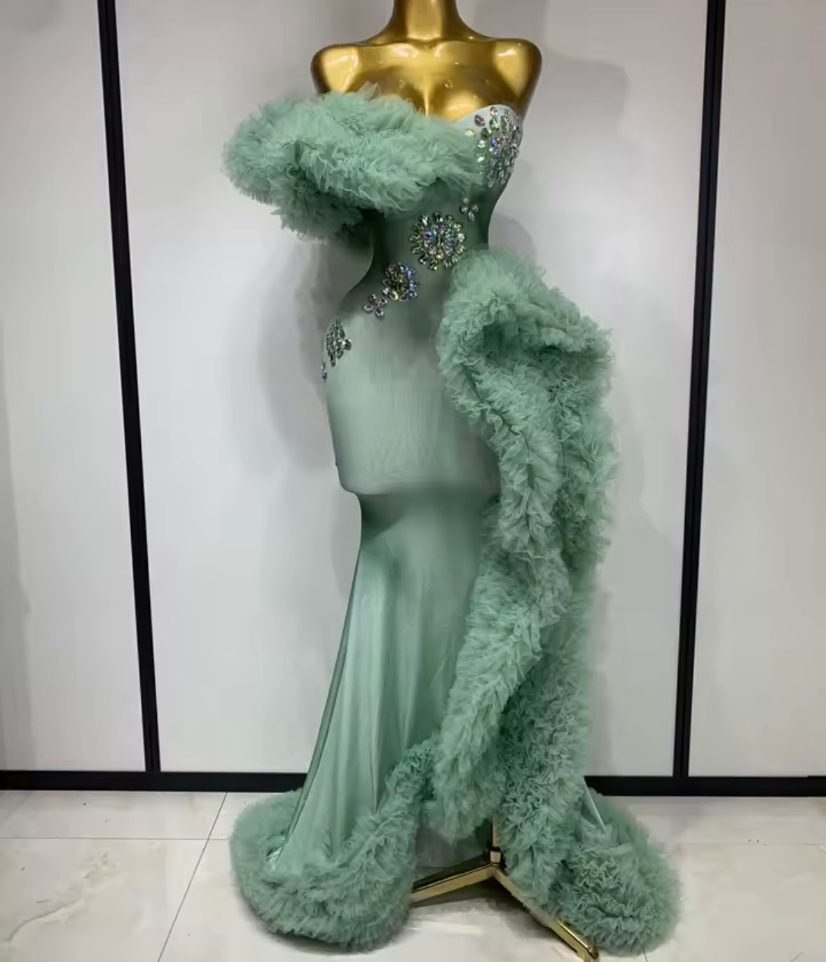 Green Elegant Strapless Ruffle Rhinestone Maxi Dress