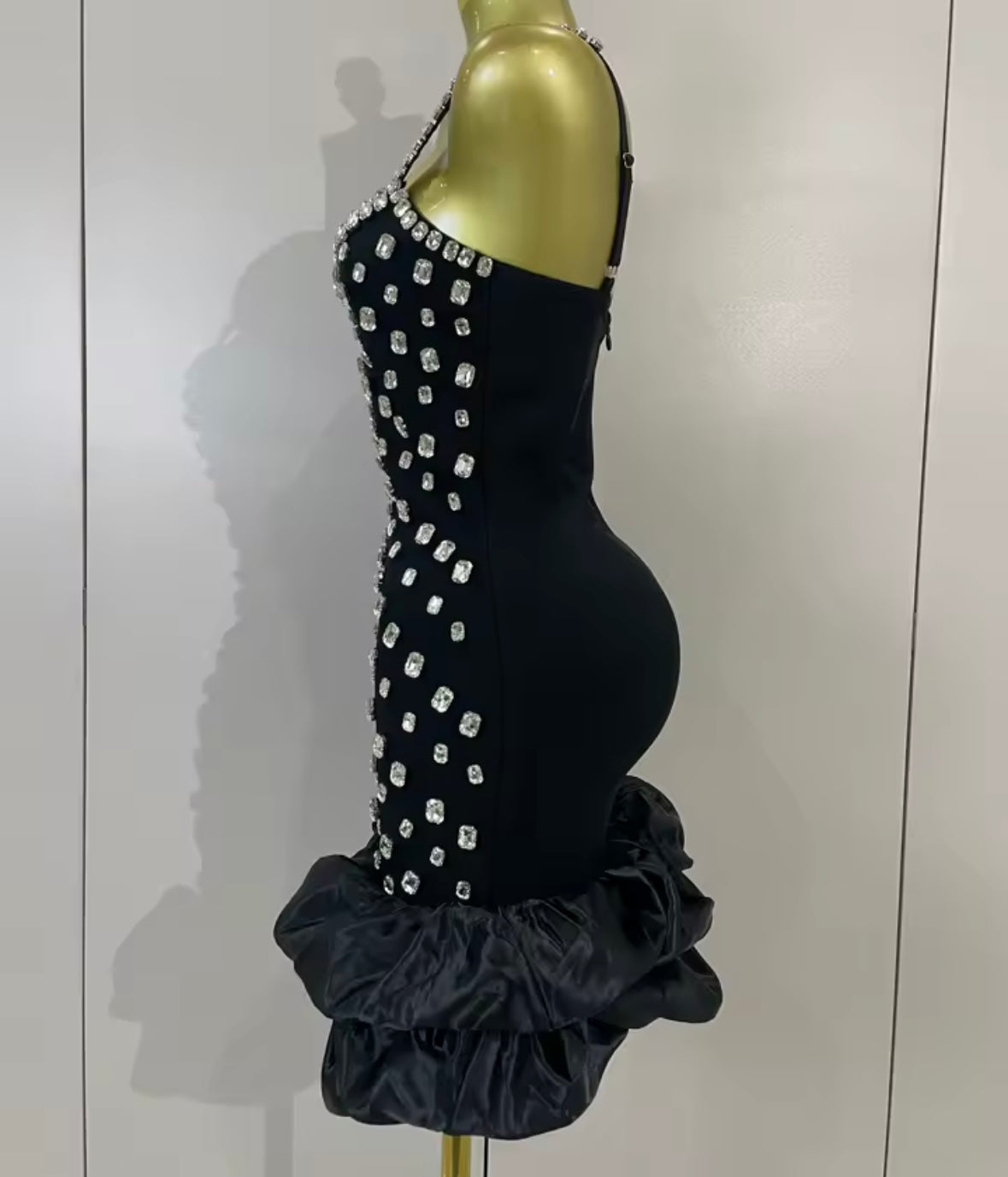 Sexy Sleeveless Rhinestone Ruffle Bandage Dress