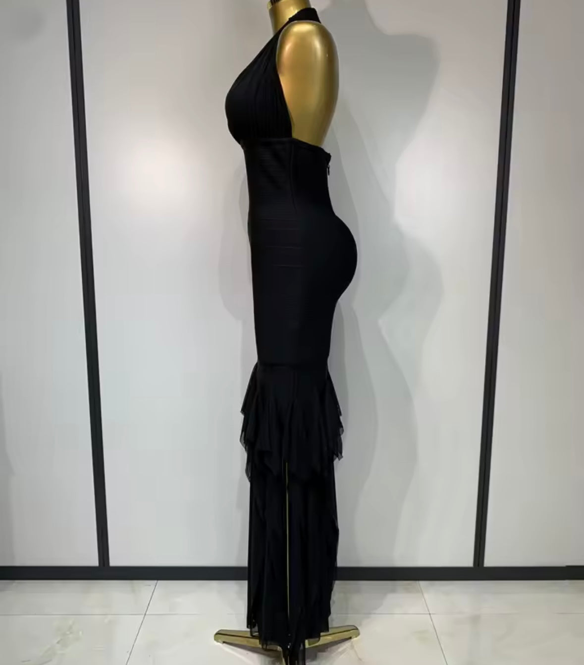 Black Sexy Halter Sleeveless Ruffled Maxi Dress