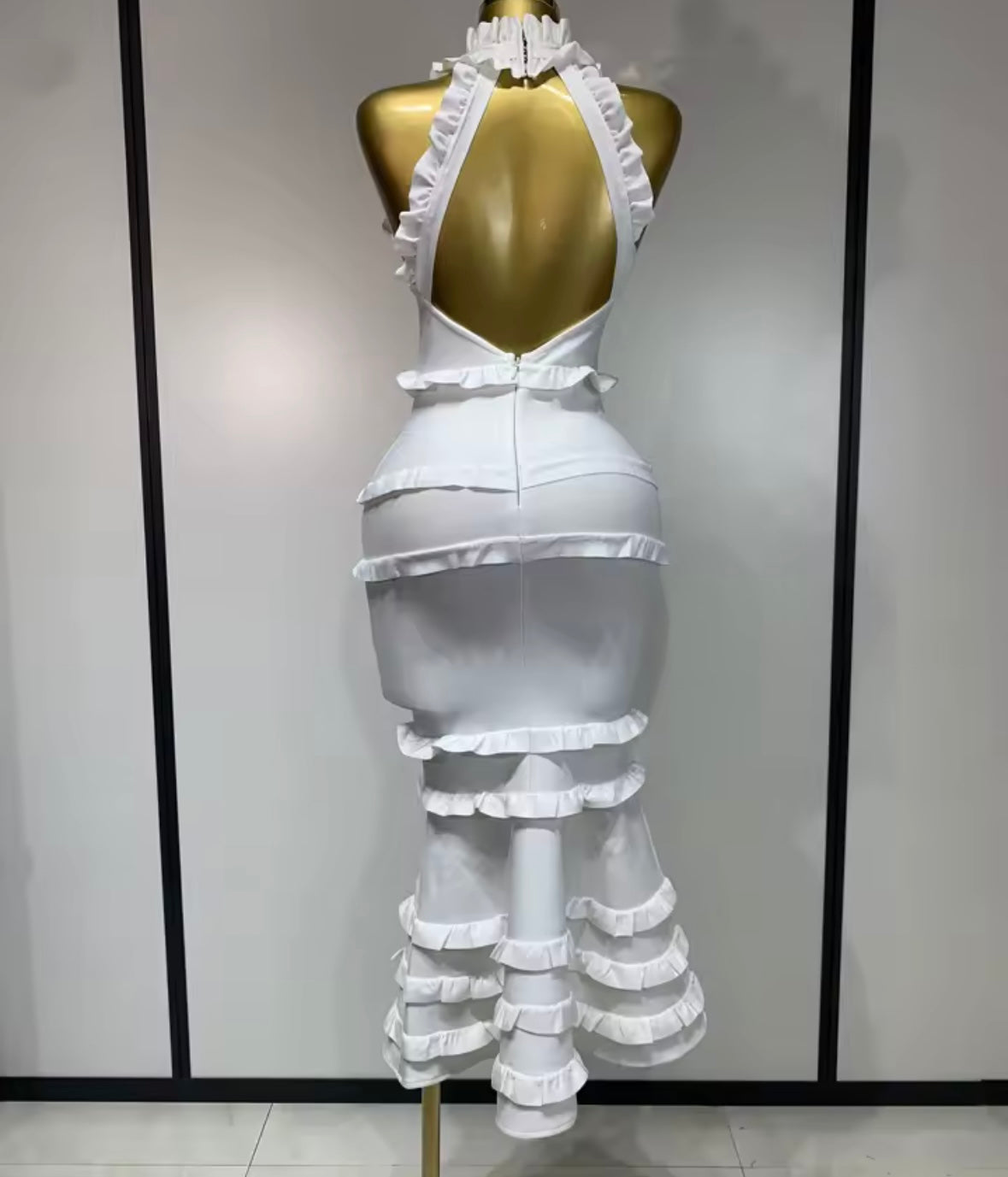 Sexy Sleeveless Open Back Ruffled Mermaid Dress