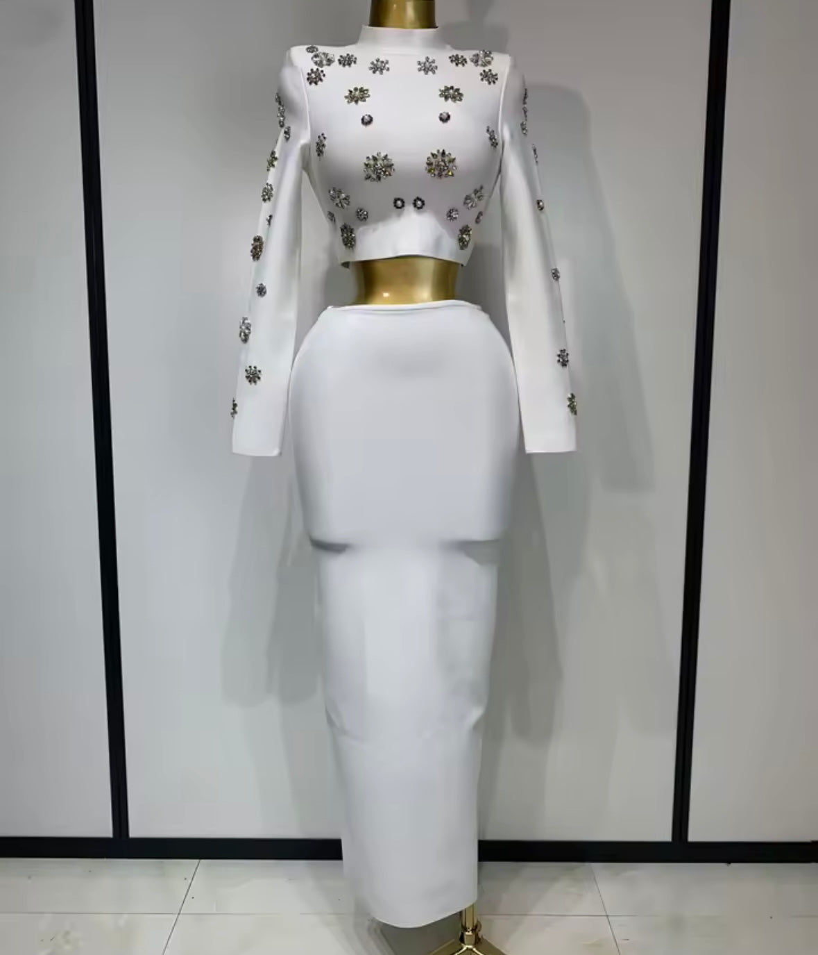 White Elegant Rhinestone Pearl Flower Two Piece Skirt Set