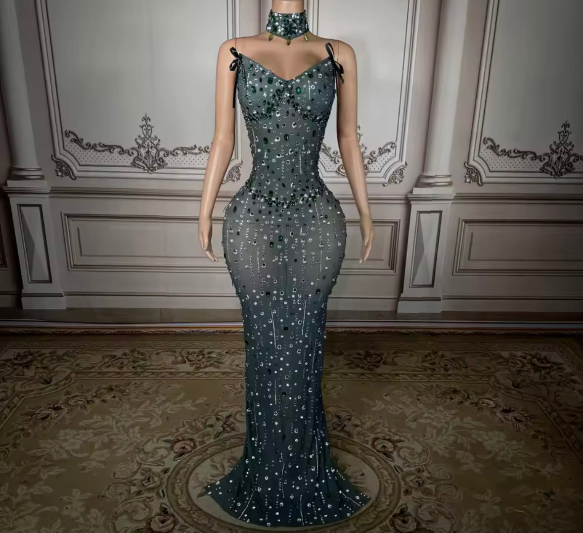 Elegant Green Choker Strapless Rhinestone Embellishment Dress