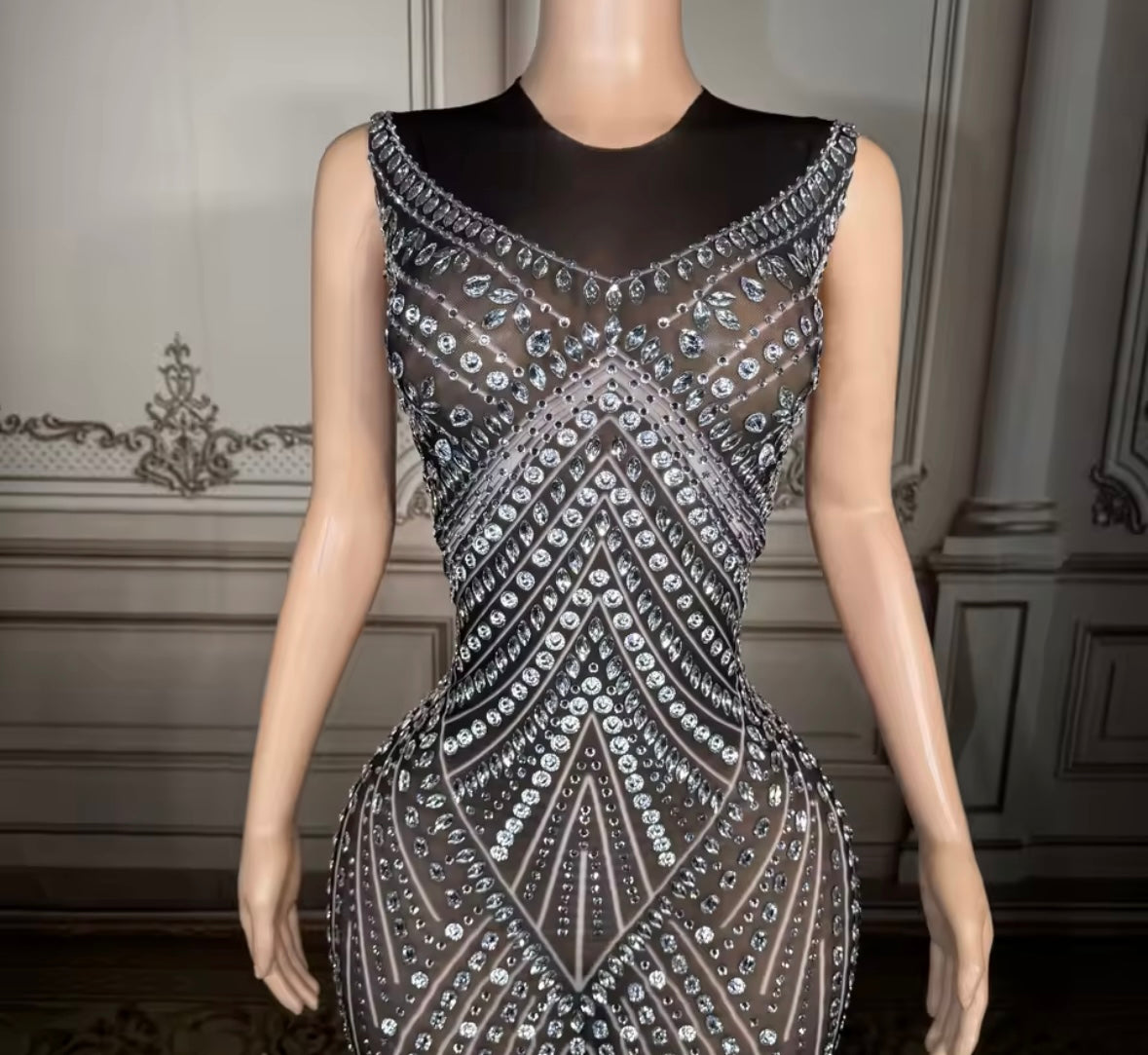 Sexy Sleeveless Black Crystal Rhinestone Floor-Length Dress