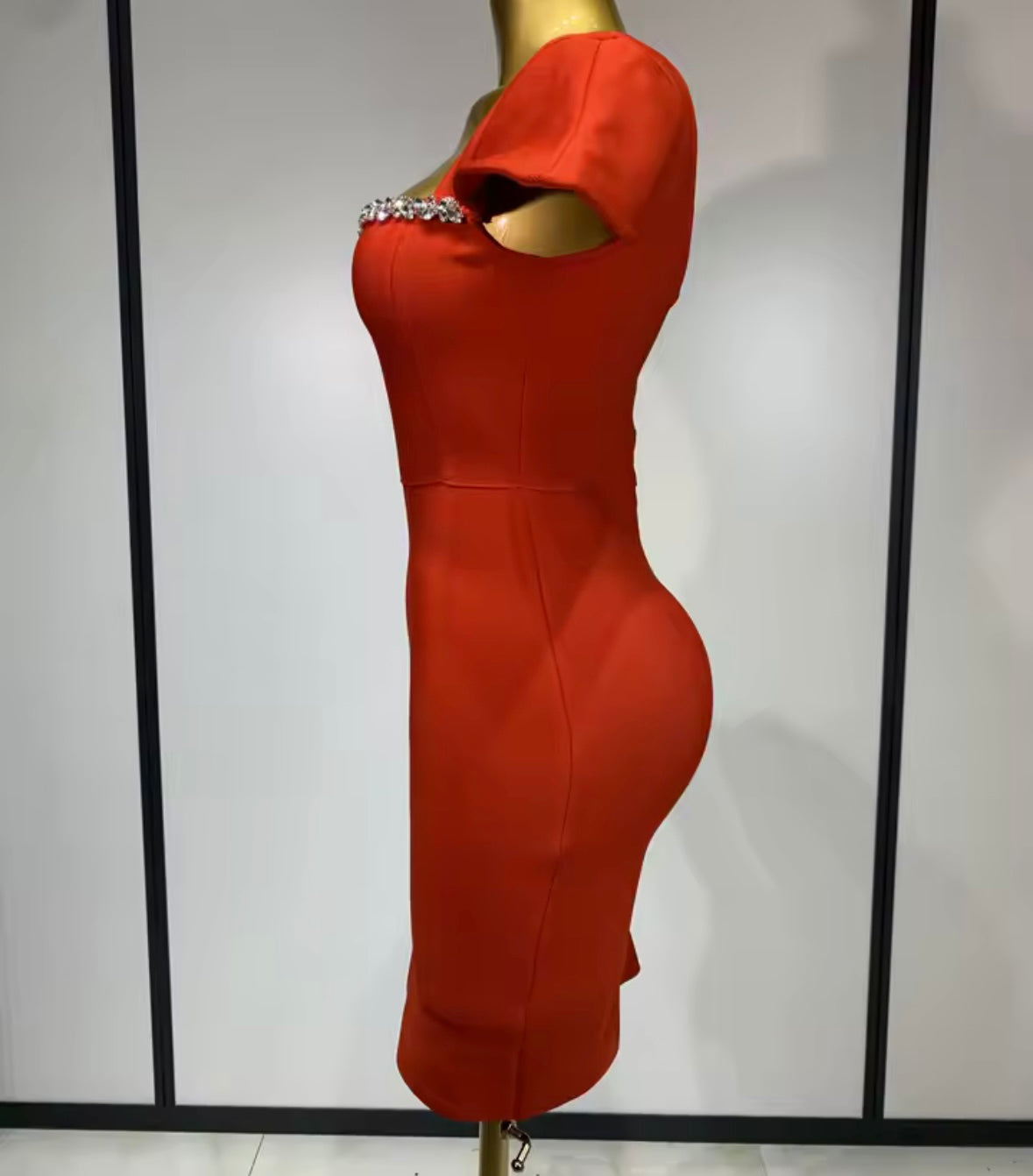 Elegant Rhinestone Short Sleeve Back Zipper Dress
