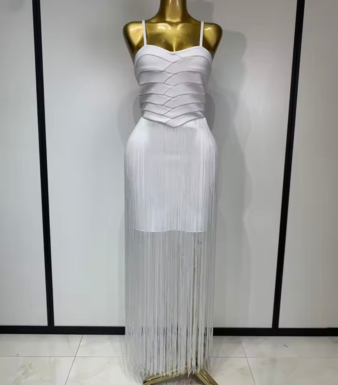 Sexy White Sleeveless Fringe Tassel Maxi Dress