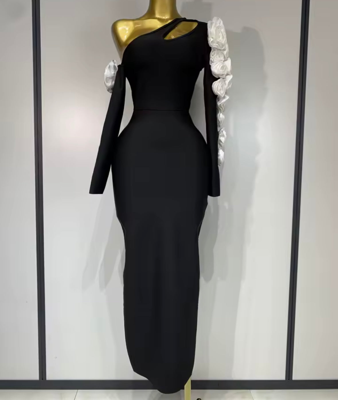 Elegant One Shoulder Black Floral Embellishment Maxi Dress