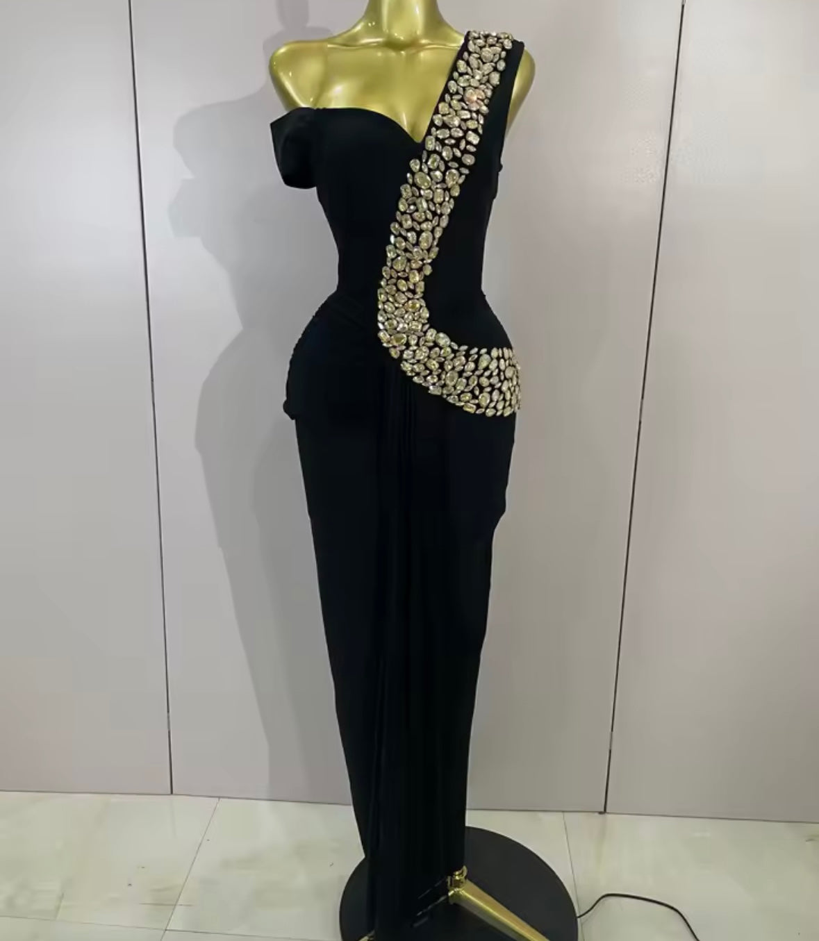 Elegant Rhinestone One Shoulder Maxi Dress