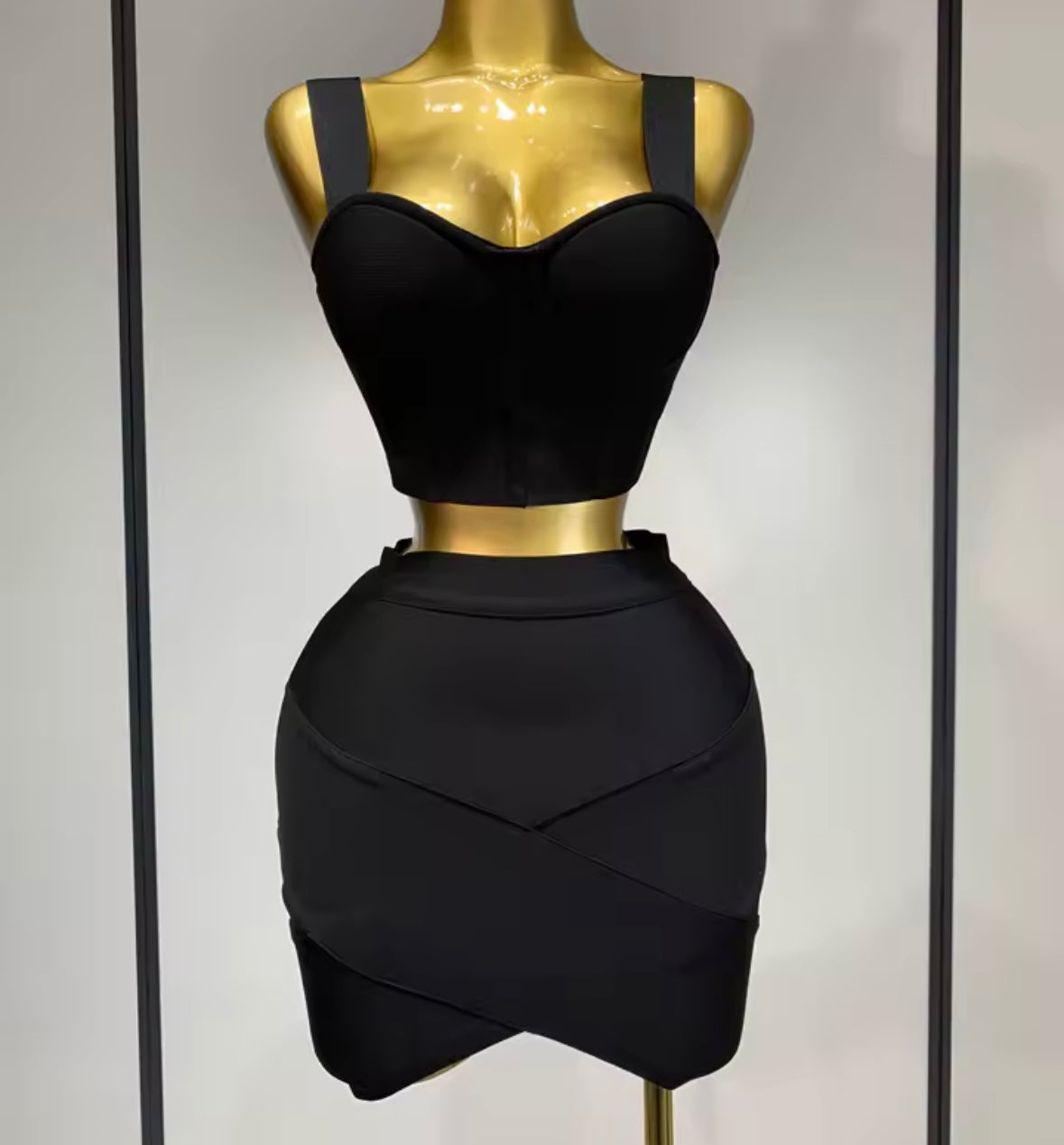 Sleeveless Sexy Crop Two Piece Skirt Set