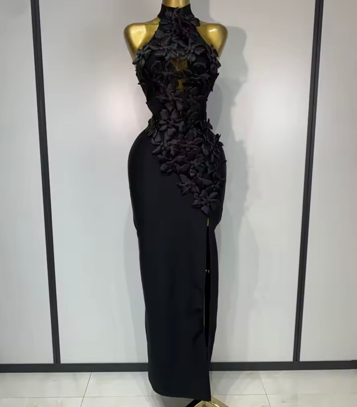 Elegant Sleeveless Floral Embellishment Floor-Length Dress