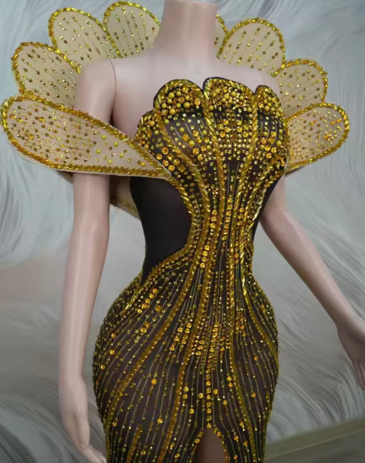 Elegant Rhinestone Embellishment Front Split Floor-Length Dress