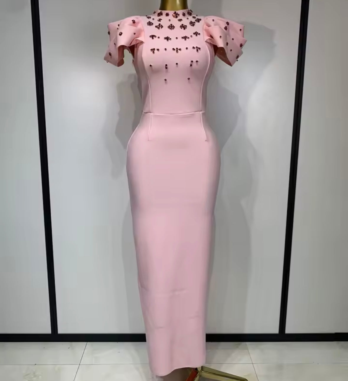 Elegant Floral Crystal Short Sleeve Floor-Length Dress