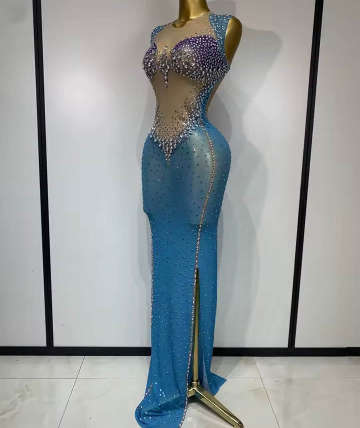 Sexy Blue Sleeveless Rhinestone Embellishment Maxi Dress