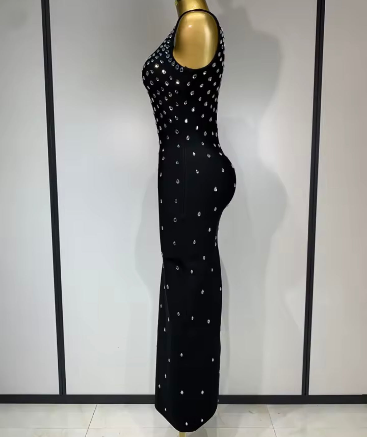 Sleeveless Elegant Rhinestone Embellishment Midi-Length Dress