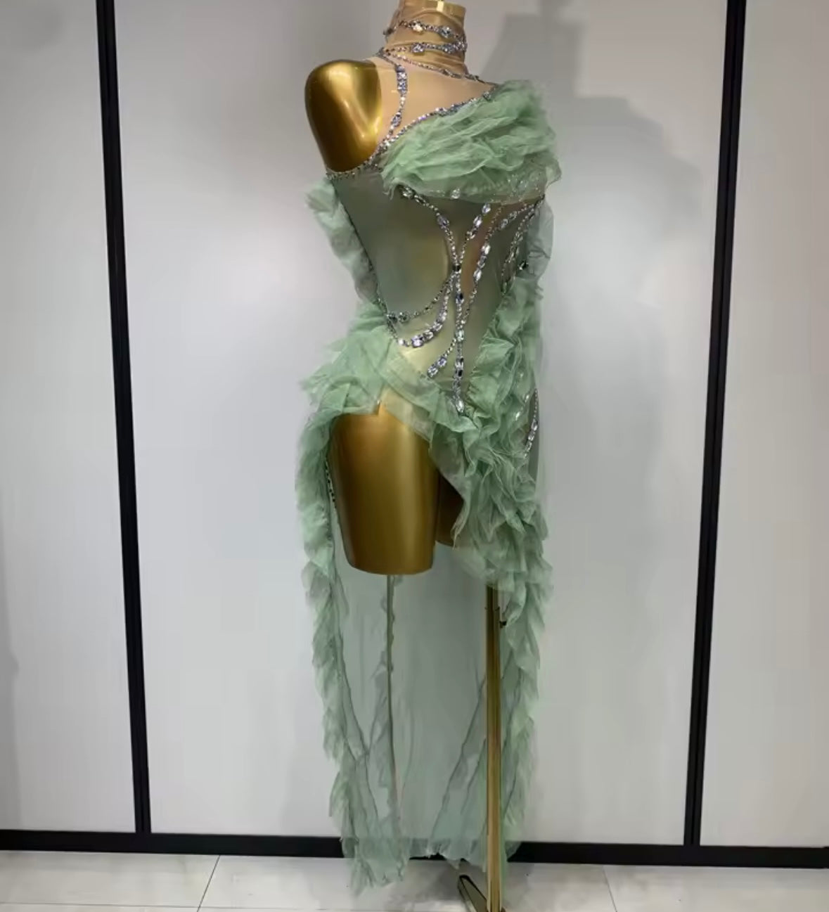 Sexy Green One Shoulder Ruffled Rhinestone See Through Dress