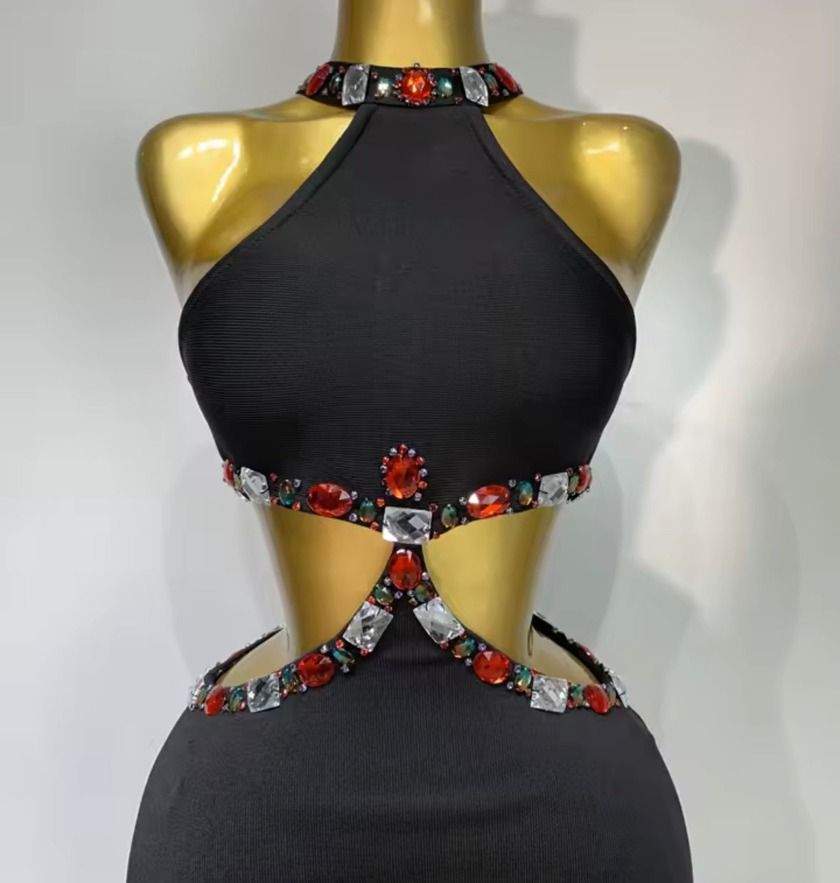 Elegant Black Halter Sleeveless Color Crystal Floor-Length Dress