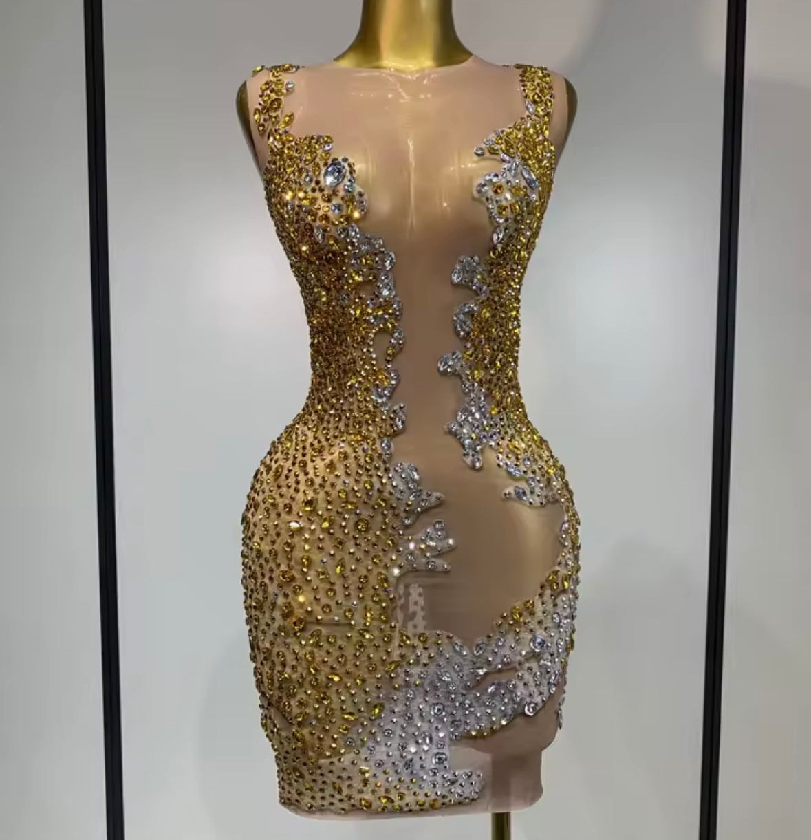 Sexy Sleeveless Rhinestone Embellishment Short Dress