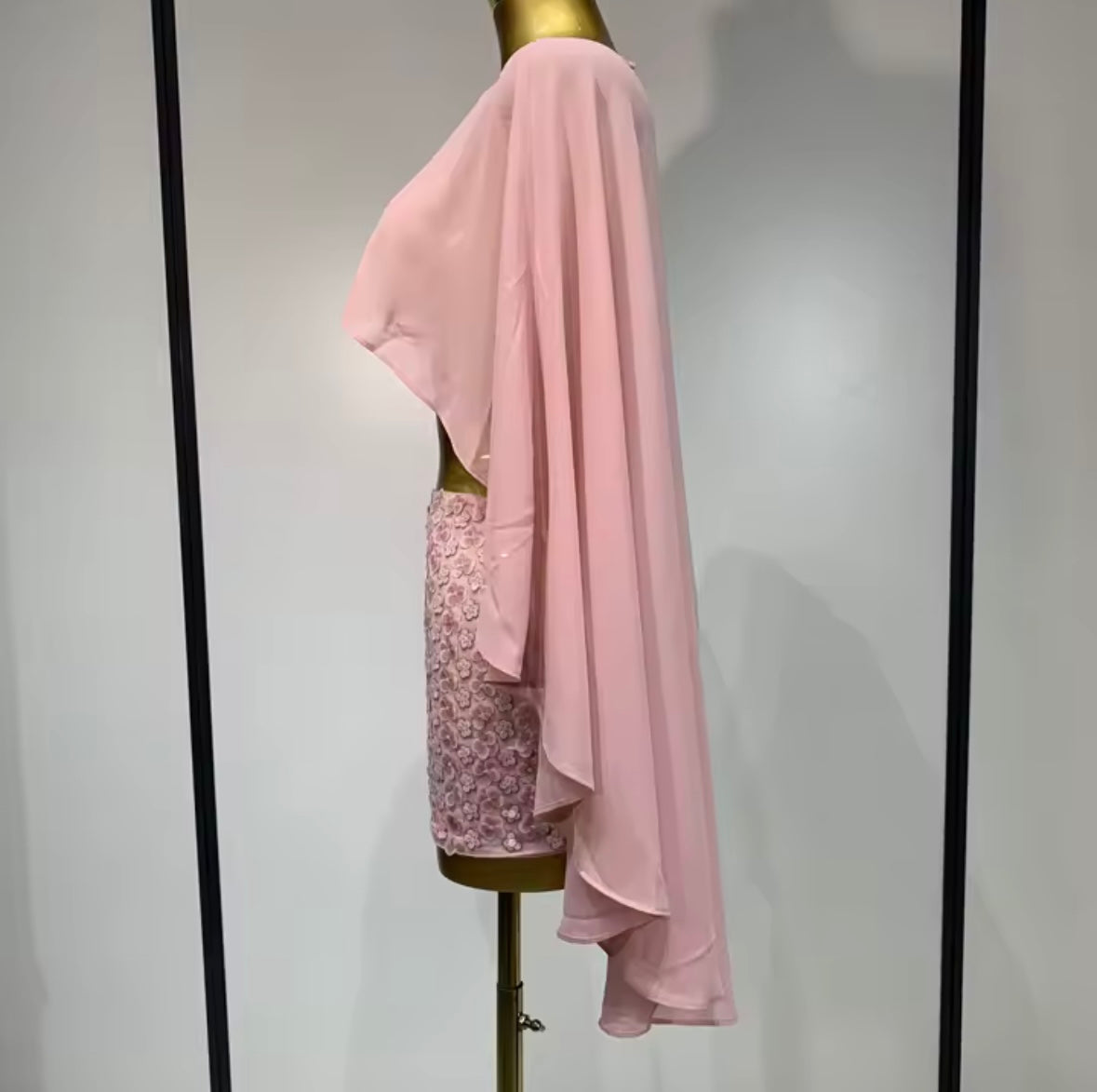 Sexy See Through Asymmetrical Top Flower Sequins Skirt Set