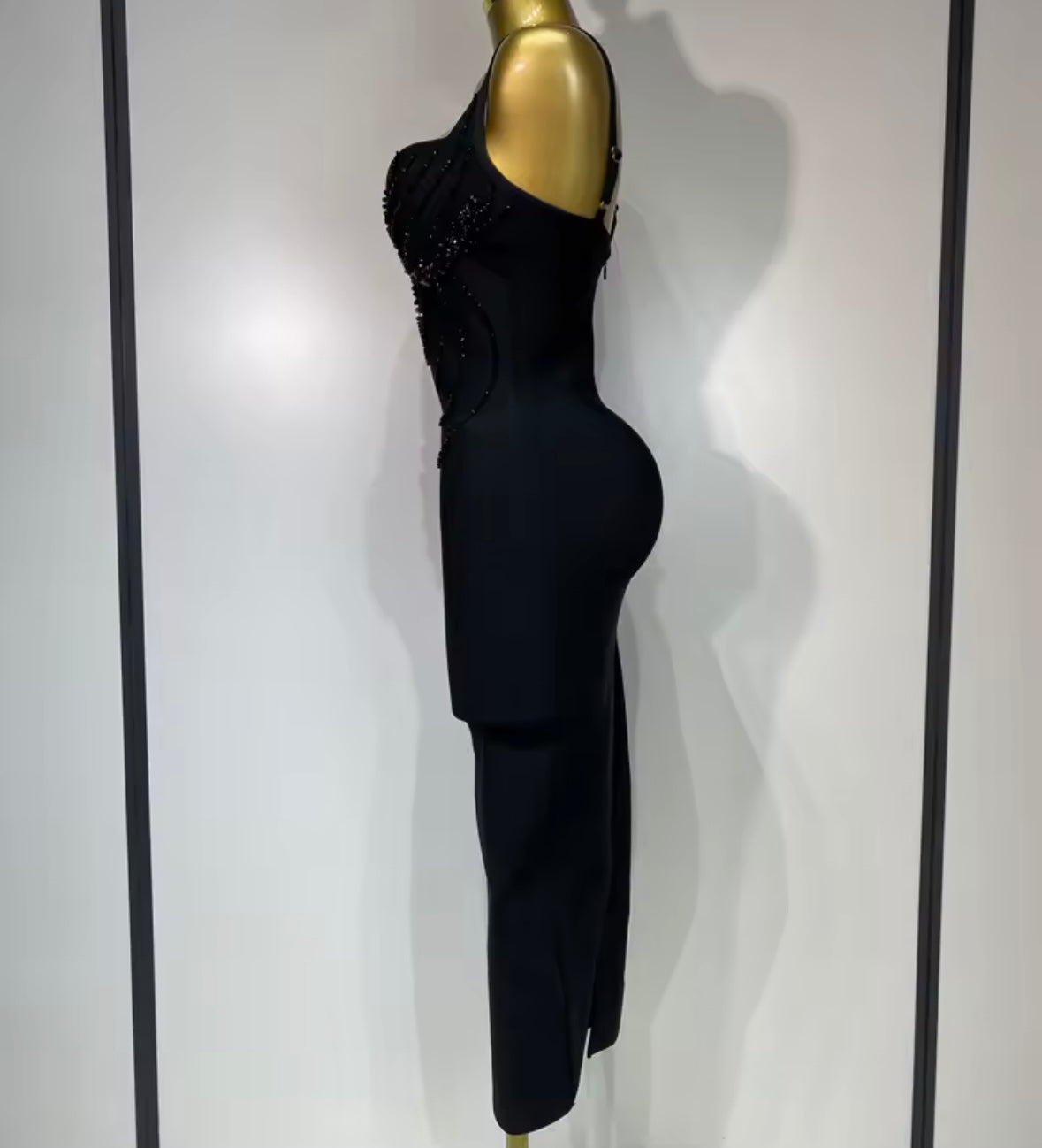 Sexy Sleeveless Rhinestone Embellishment Bandaged Dress