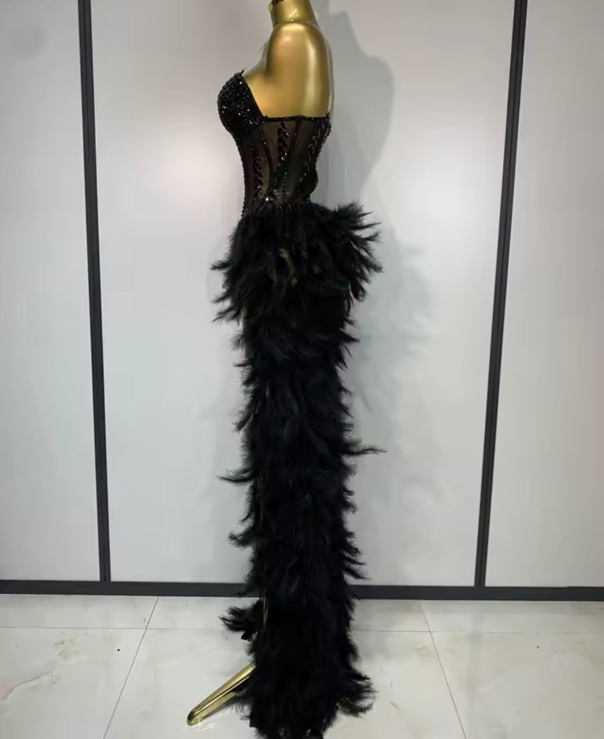 Sexy Crystal Sleeveless Feather Asymmetrical Dress