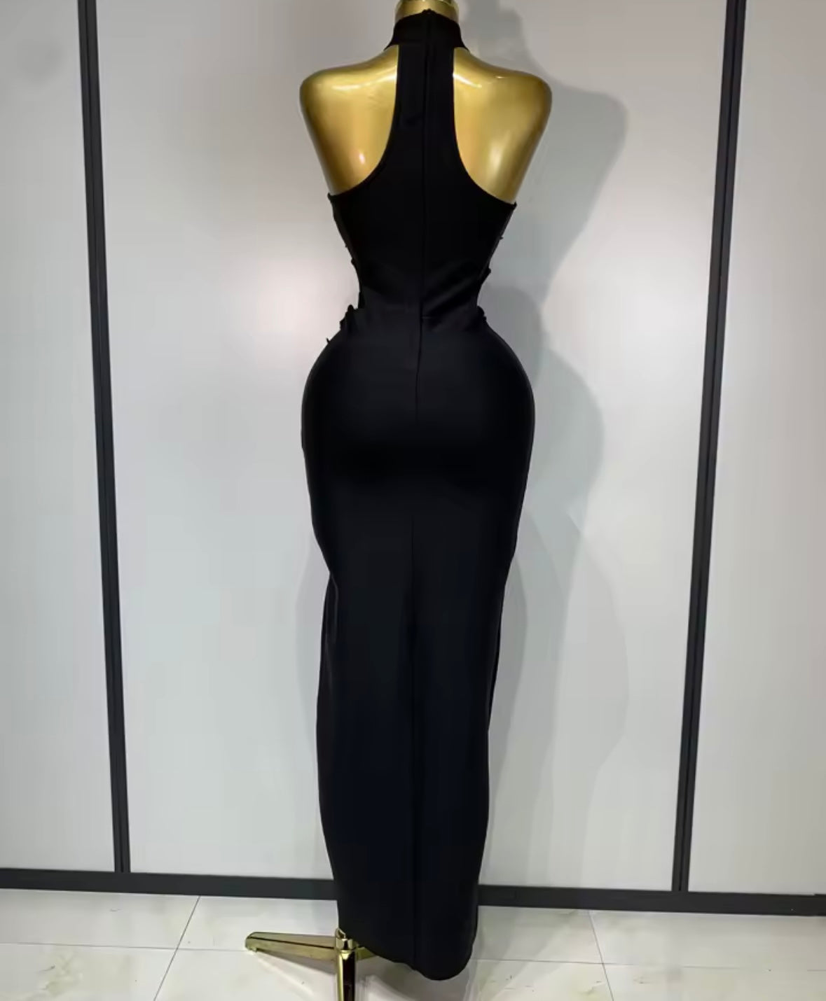 Elegant Sleeveless Floral Embellishment Floor-Length Dress