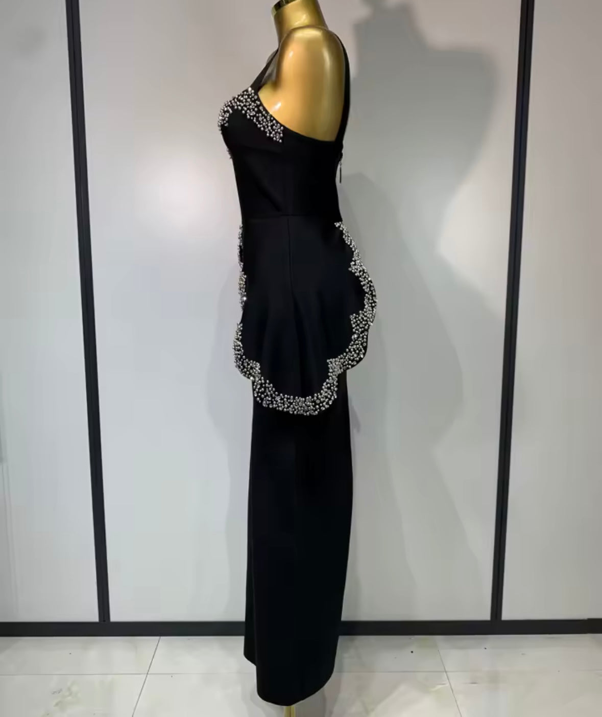 Black Elegant Sleeveless Rhinestone Maxi Dress