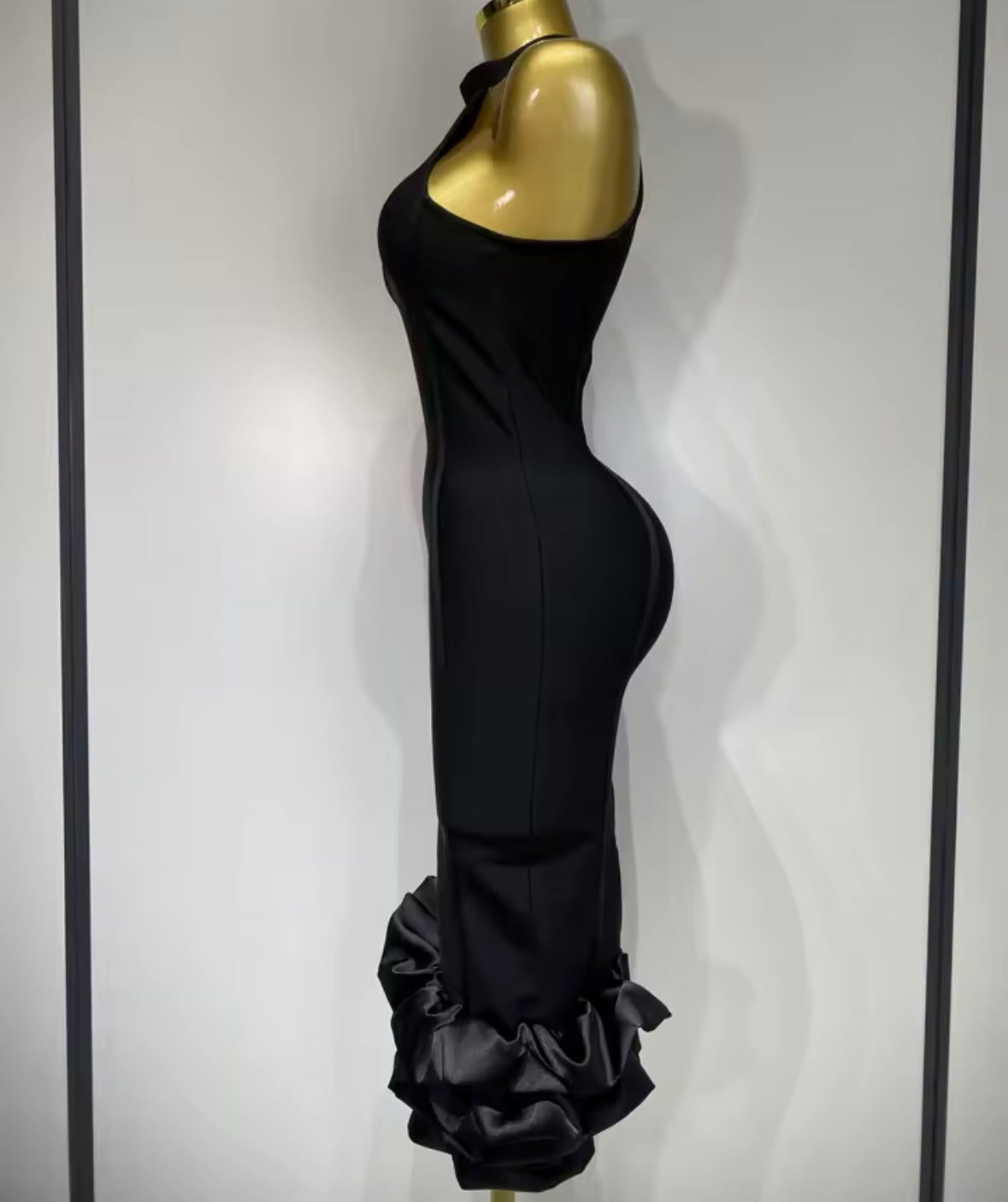 Sexy Black Sleeveless Ruffled Midi-Length Dress