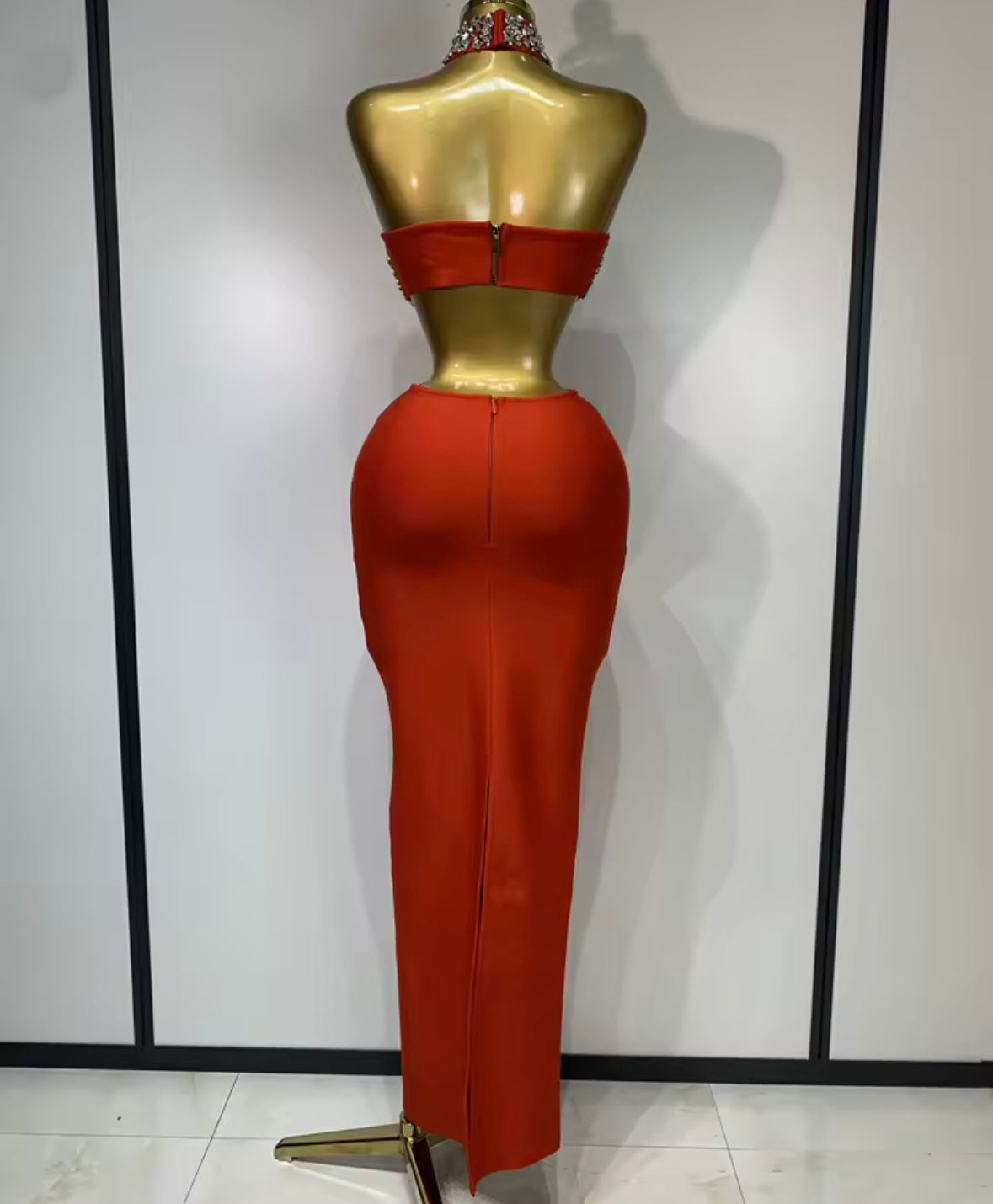 Elegant Halter Sleeveless Rhinestone Hollow Out Maxi Dress