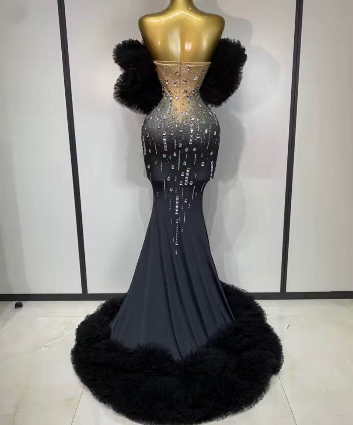 Black Rhinestone Embellishment Strapless Ruffle Floor-Length Dress