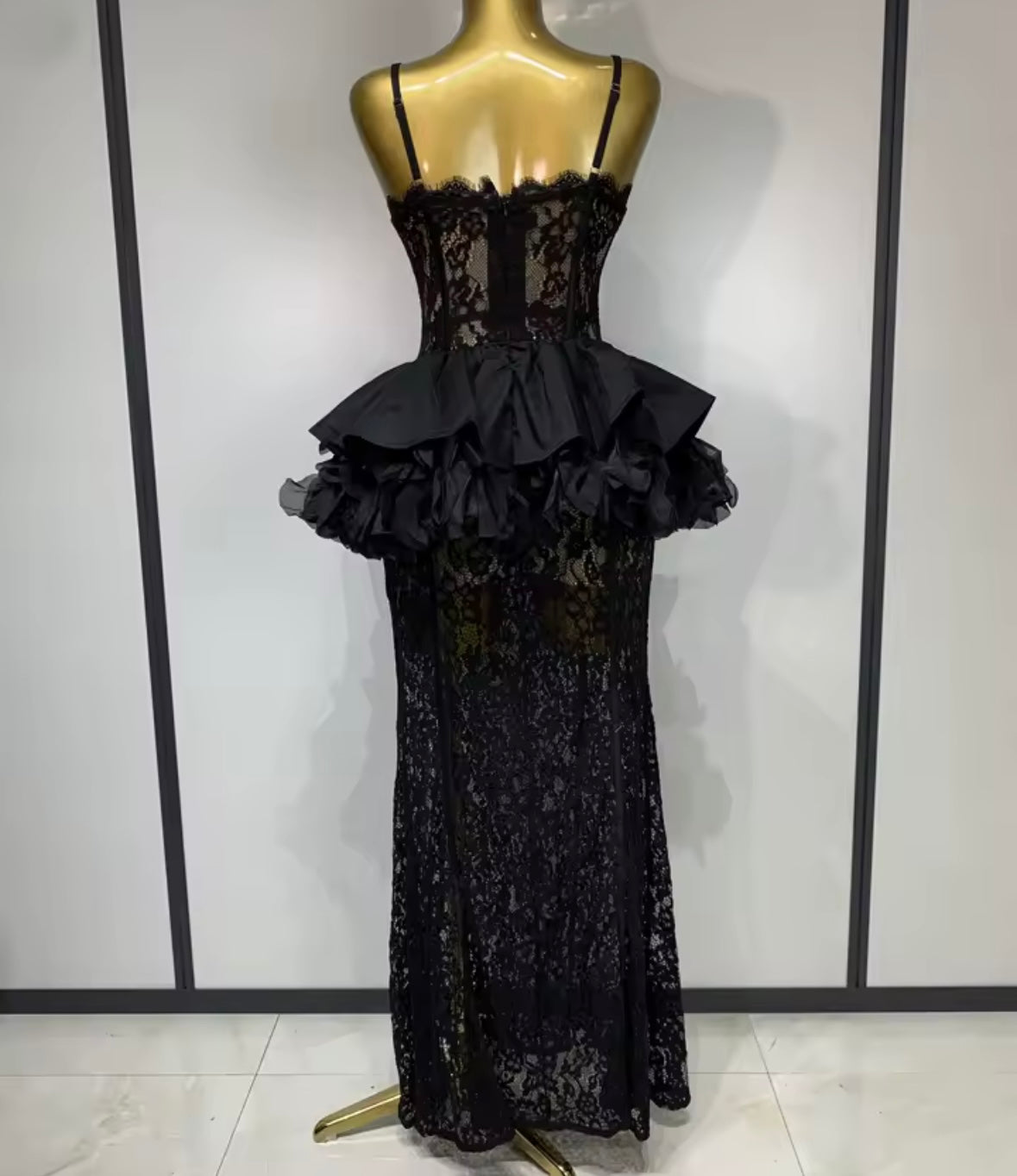 Sexy Sleeveless Black Ruffle Lace Maxi Dress