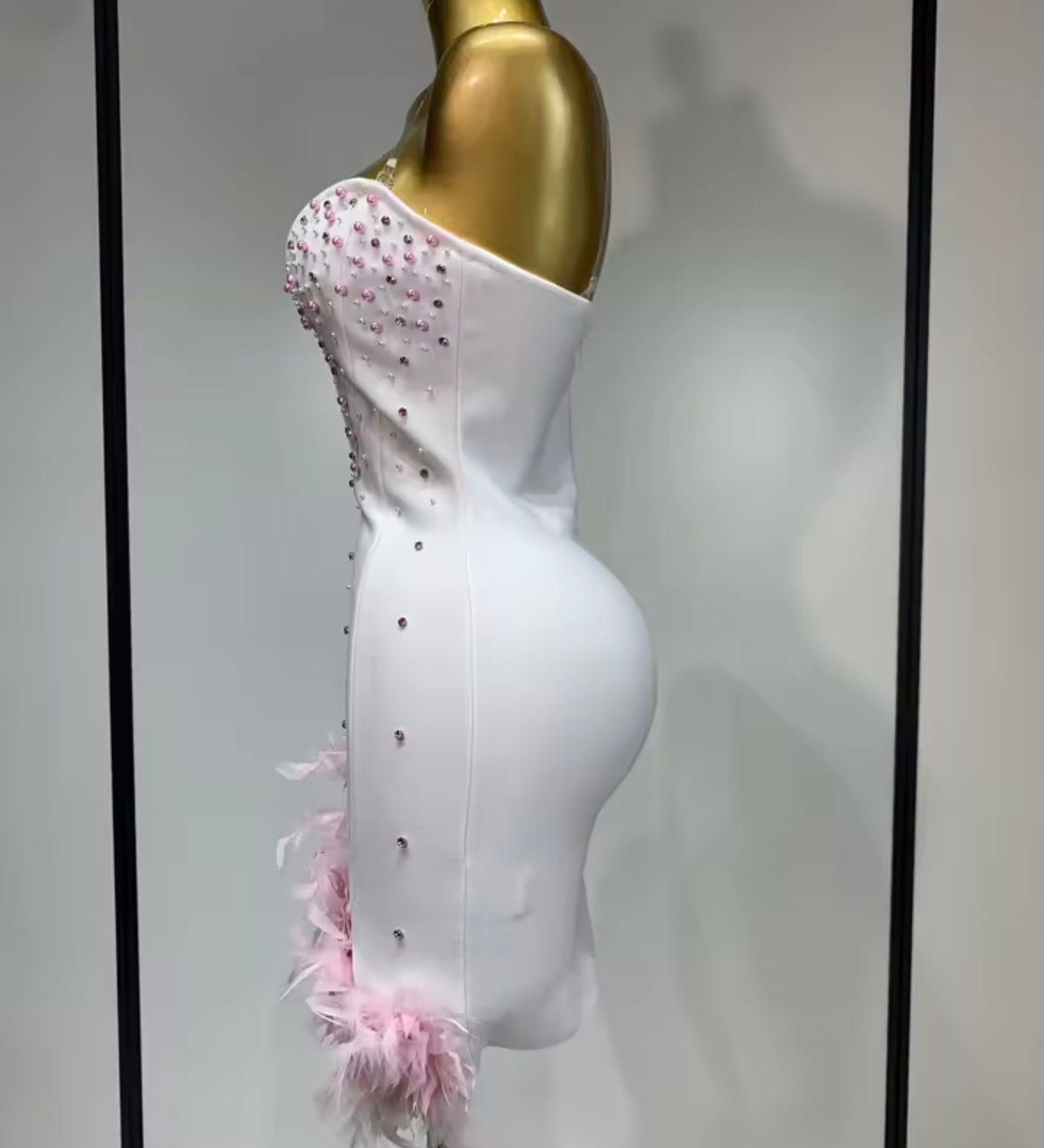 White Sexy Sleeveless Pink Rhinestone Feather Dress