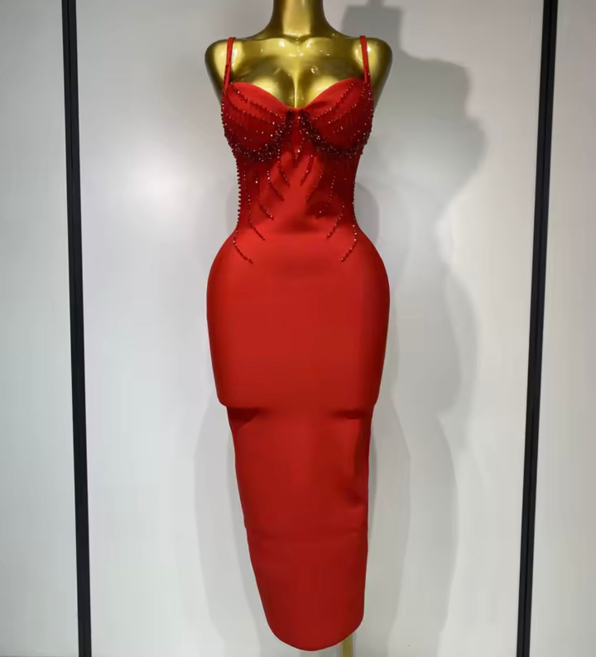 Sexy Sleeveless Rhinestone Embellishment Bandaged Dress