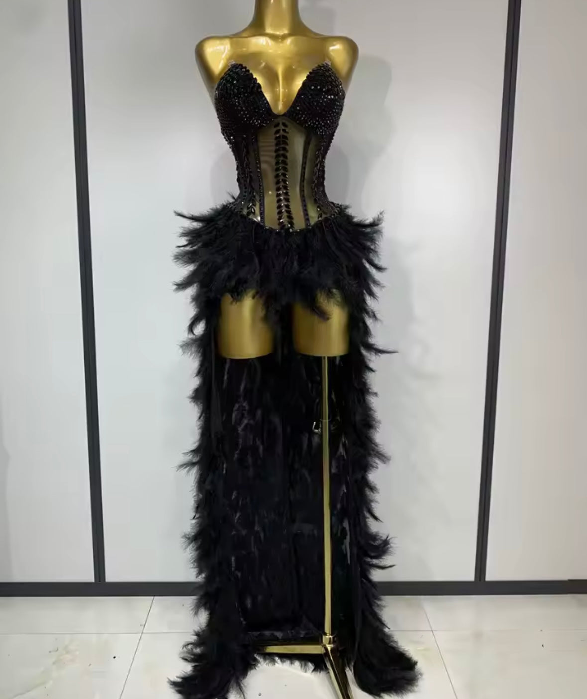 Sexy Crystal Sleeveless Feather Asymmetrical Dress