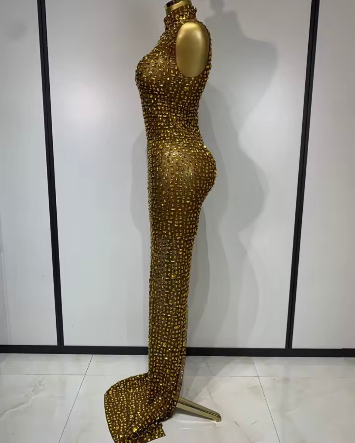 Rhinestone Embellishment Sexy Sleeveless Floor-Length Dress