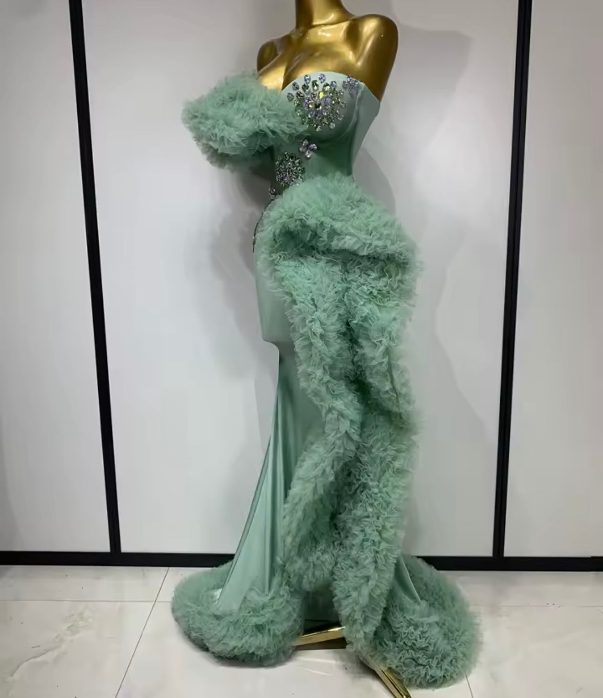 Green Elegant Strapless Ruffle Rhinestone Maxi Dress