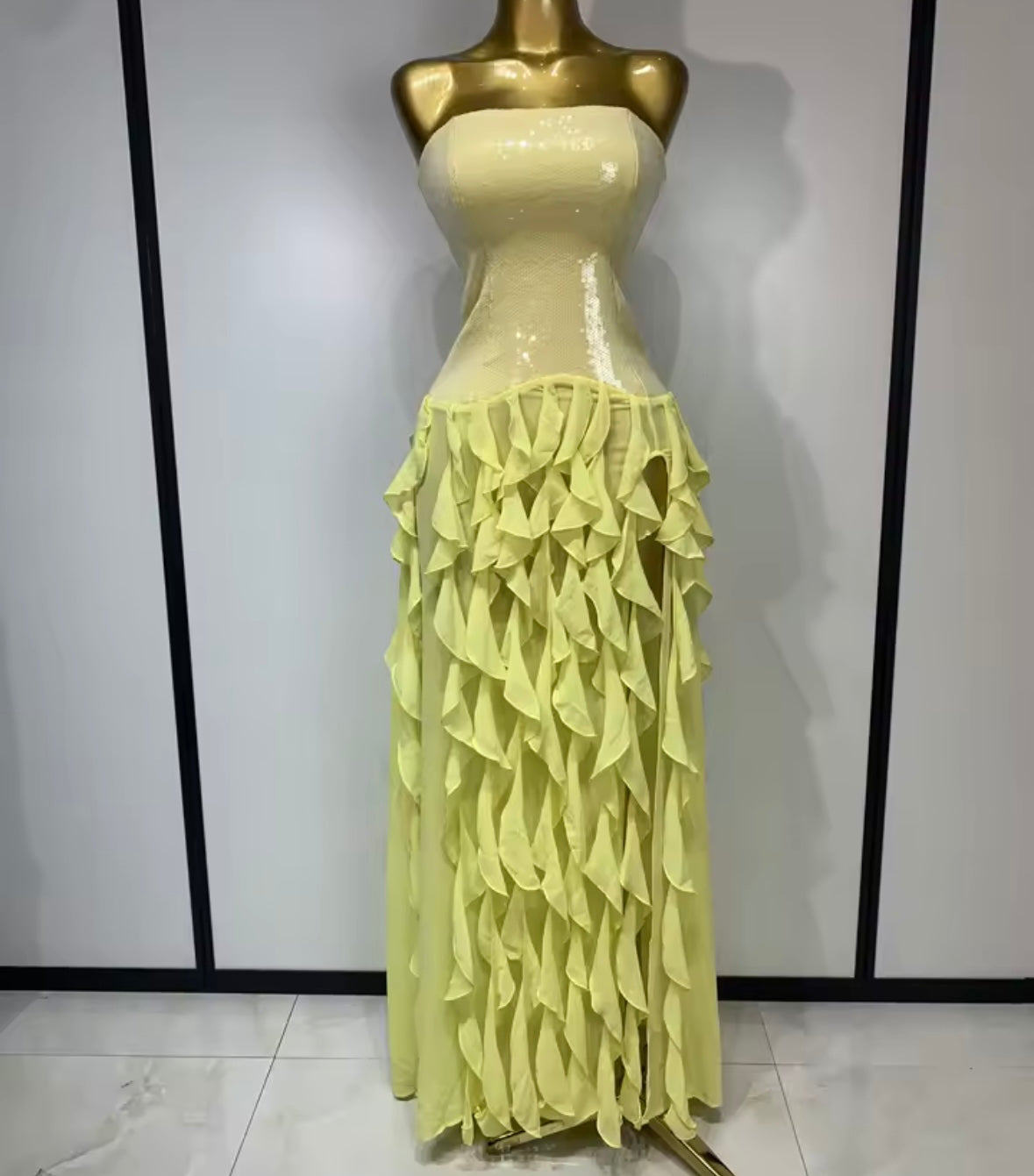 Sexy Strapless Yellow Sequins Ruffle Floor-Length Dress