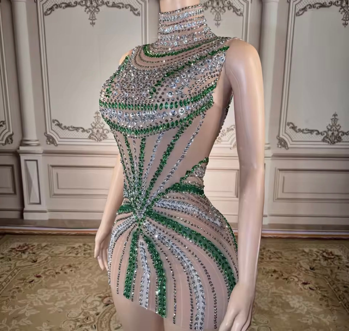 Sexy Sleeveless Rhinestone Embellishment Dress