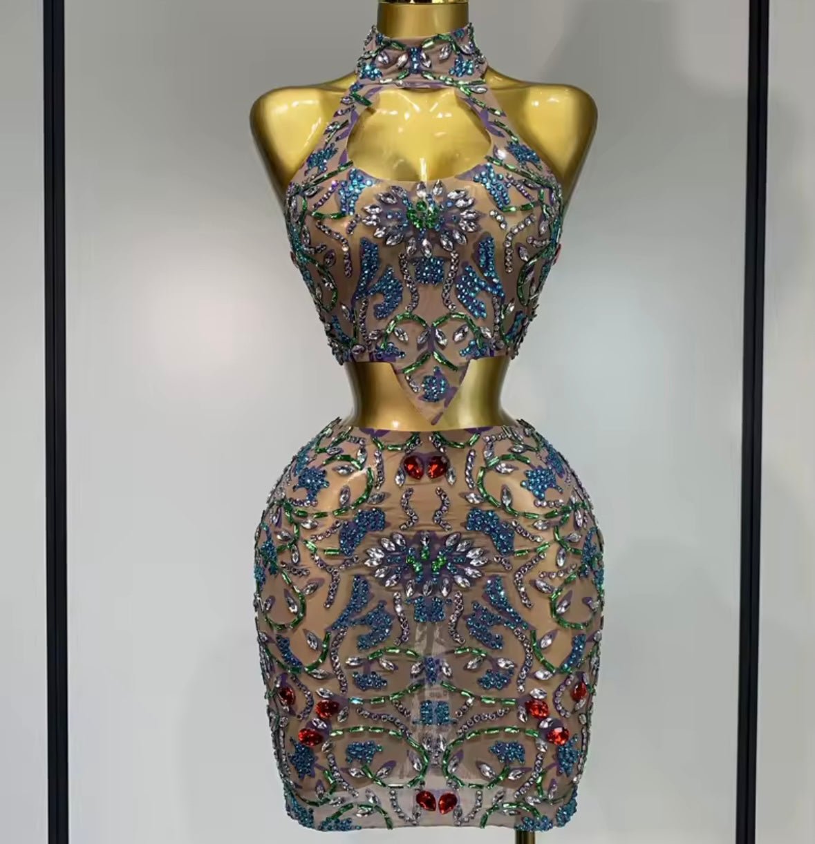 Sexy Halter Sleeveless Color Crystal Skirt Set