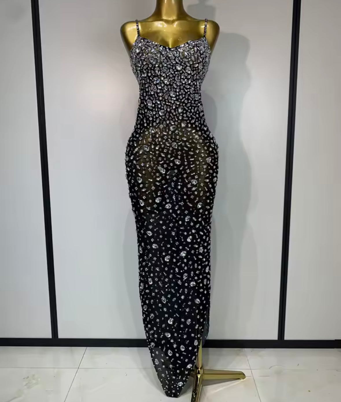 Sleeveless Sexy Rhinestone Embellishment Maxi Dress
