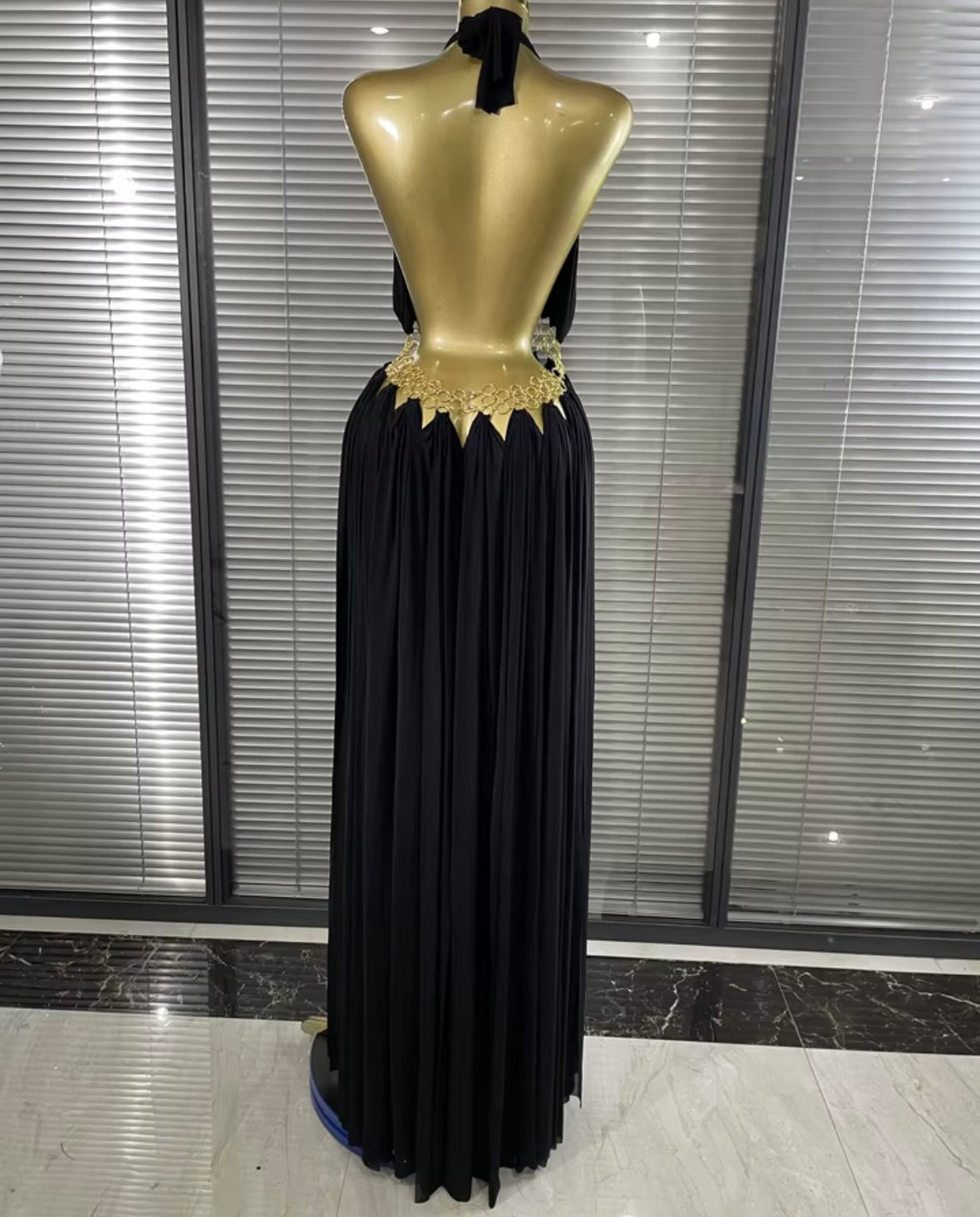 Sexy Halter Sleeveless Metal Ring Maxi Dress