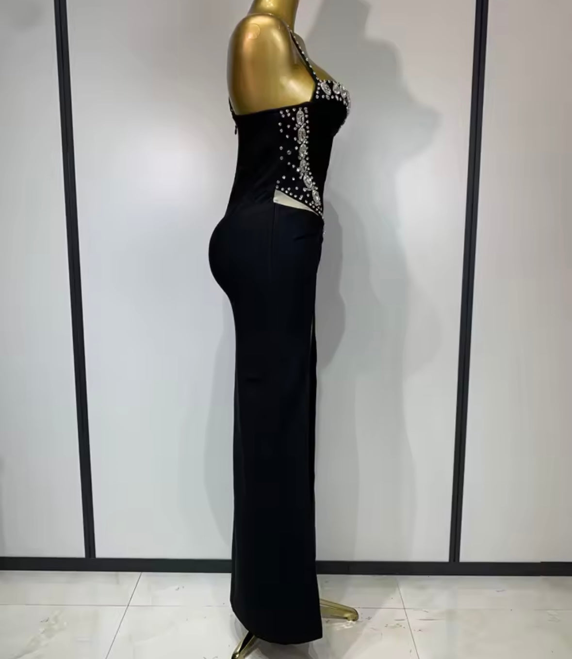 Elegant Sleeveless Rhinestone Side Split Maxi Dress
