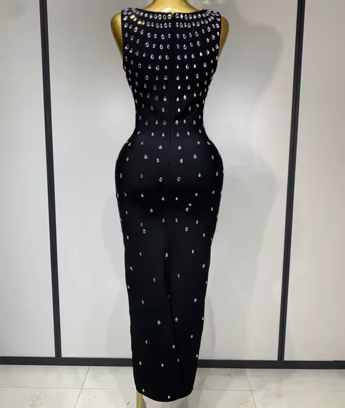 Sleeveless Elegant Rhinestone Embellishment Midi-Length Dress