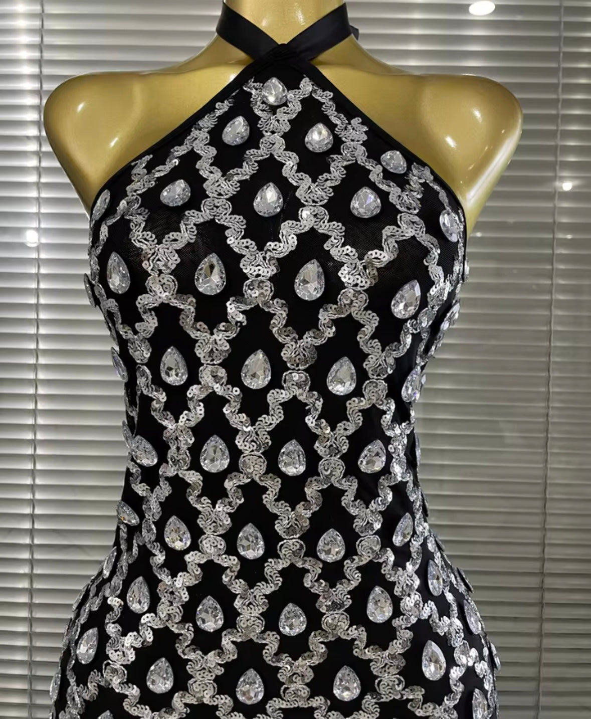 Sexy Black Halter Sleeveless Rhinestone Feather Maxi Dress