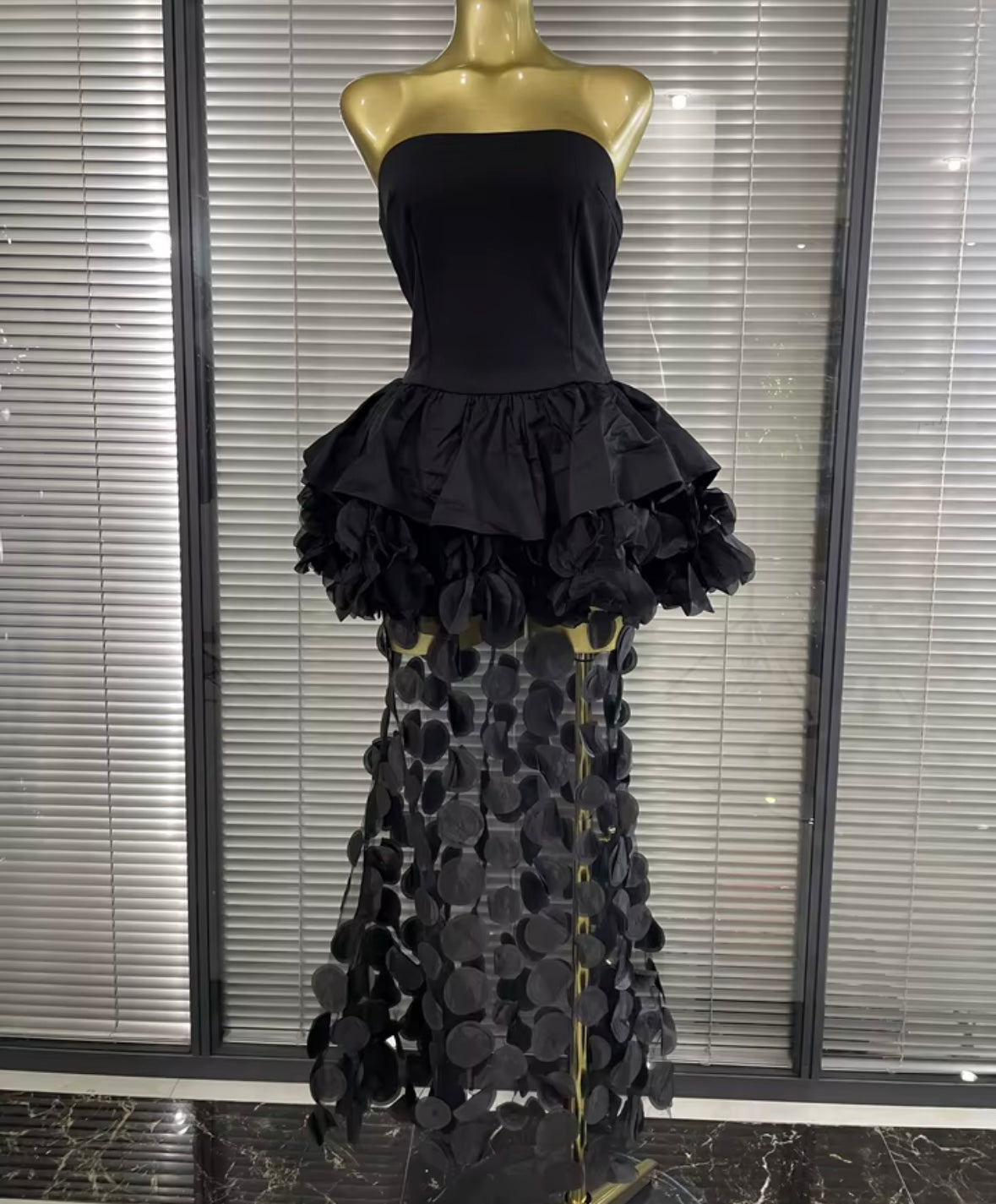 Sexy Strapless Ruffle Floor-Length Dress