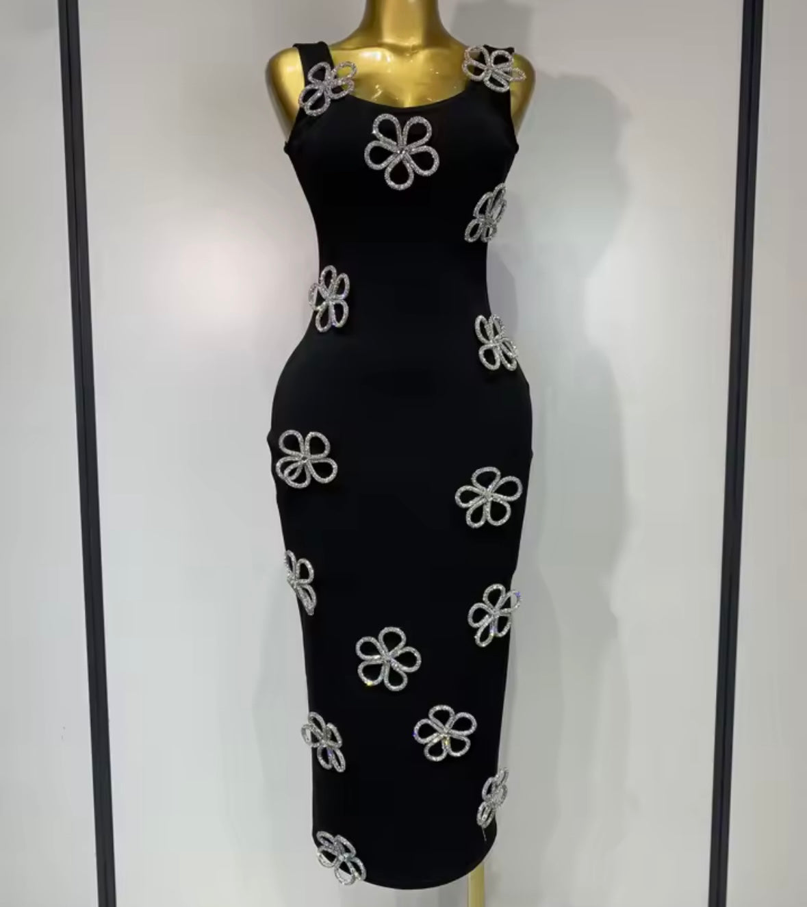Elegant Black Sleeveless Floral Rhinestone Dress